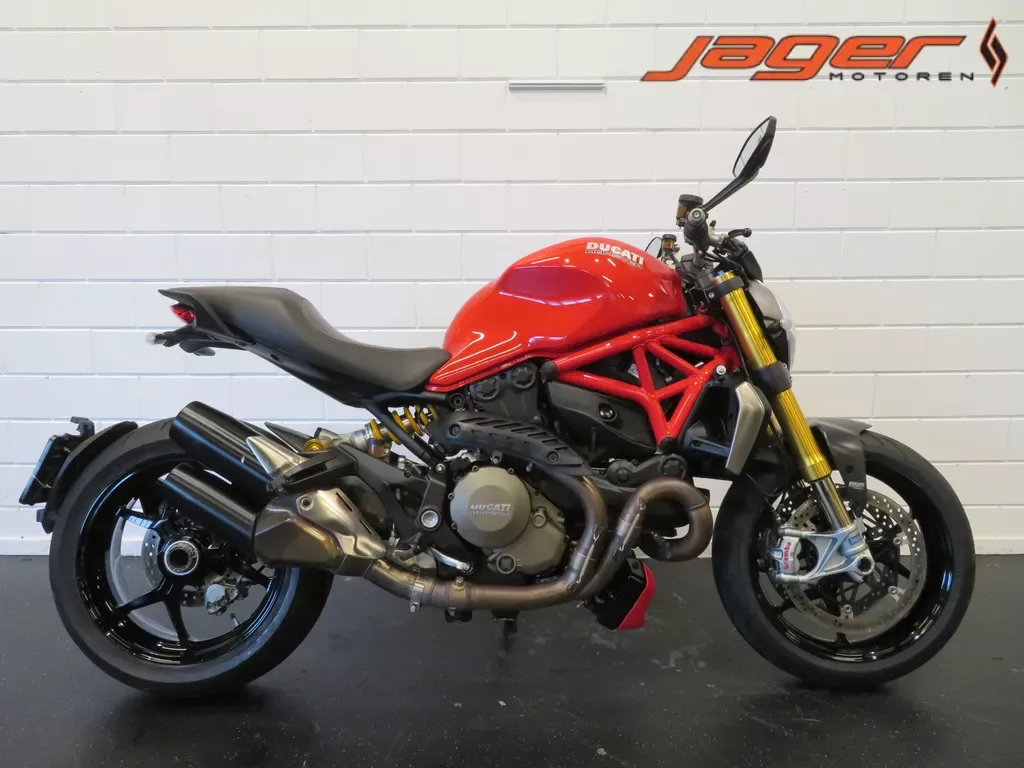 Ducati Monster 1200 S (2015) — foto 1