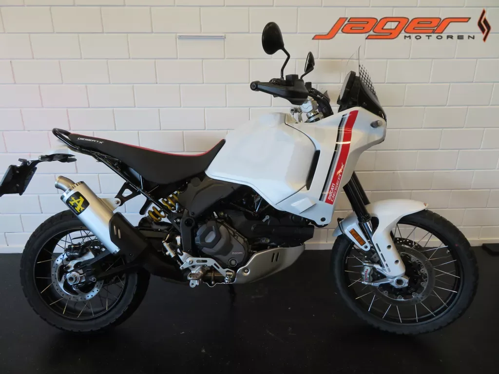 Ducati DesertX (2022) — foto 1