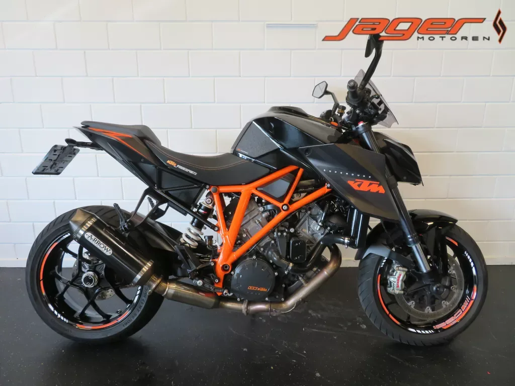 KTM Super Duke 1290 (2016) — foto 1