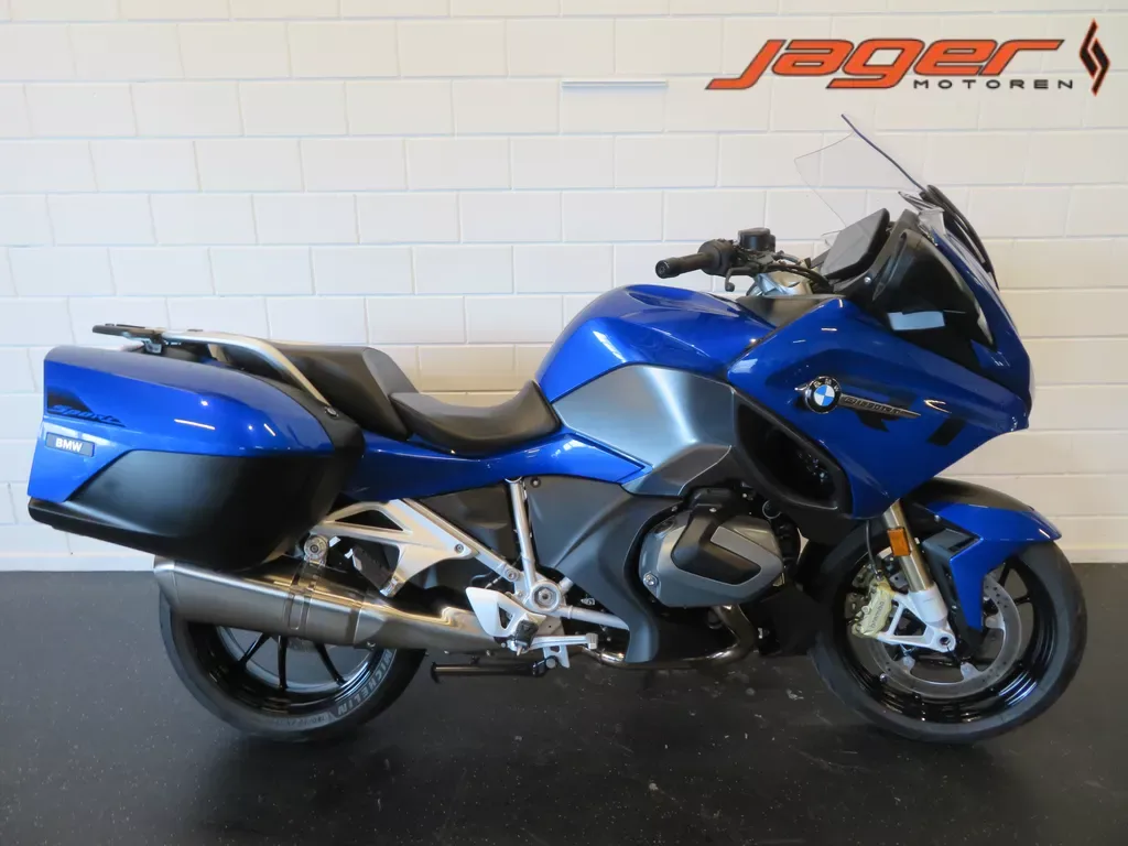 BMW R 1250 RT Sport (2022) — foto 1