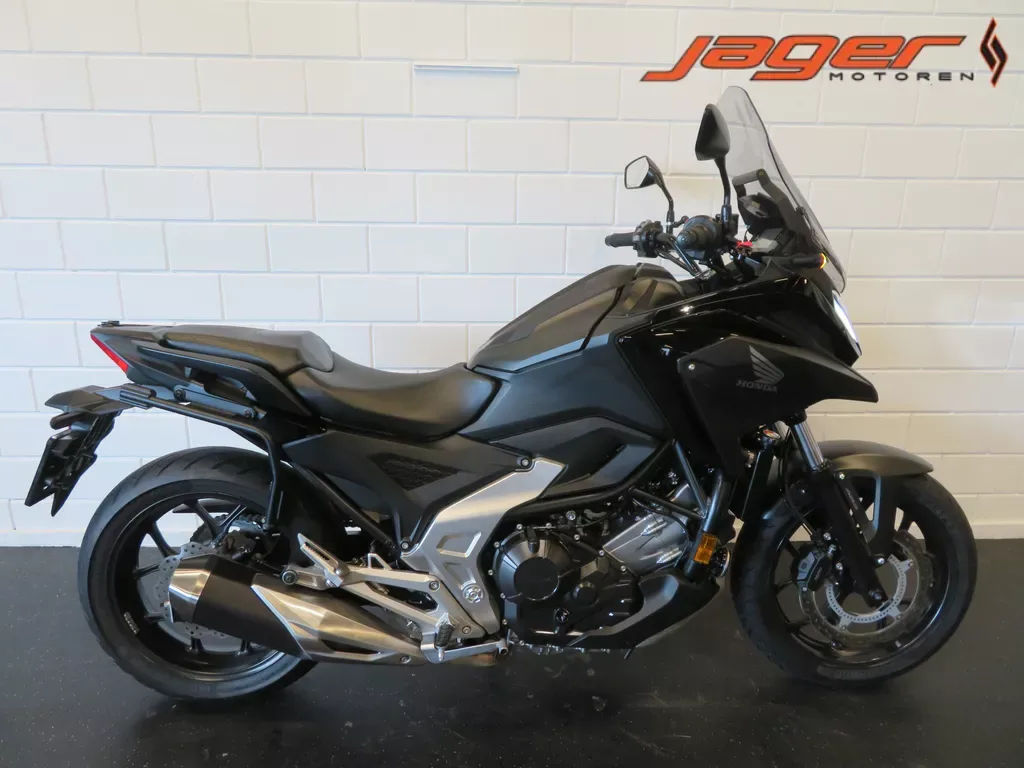 Honda NC750X (2023) — foto 1