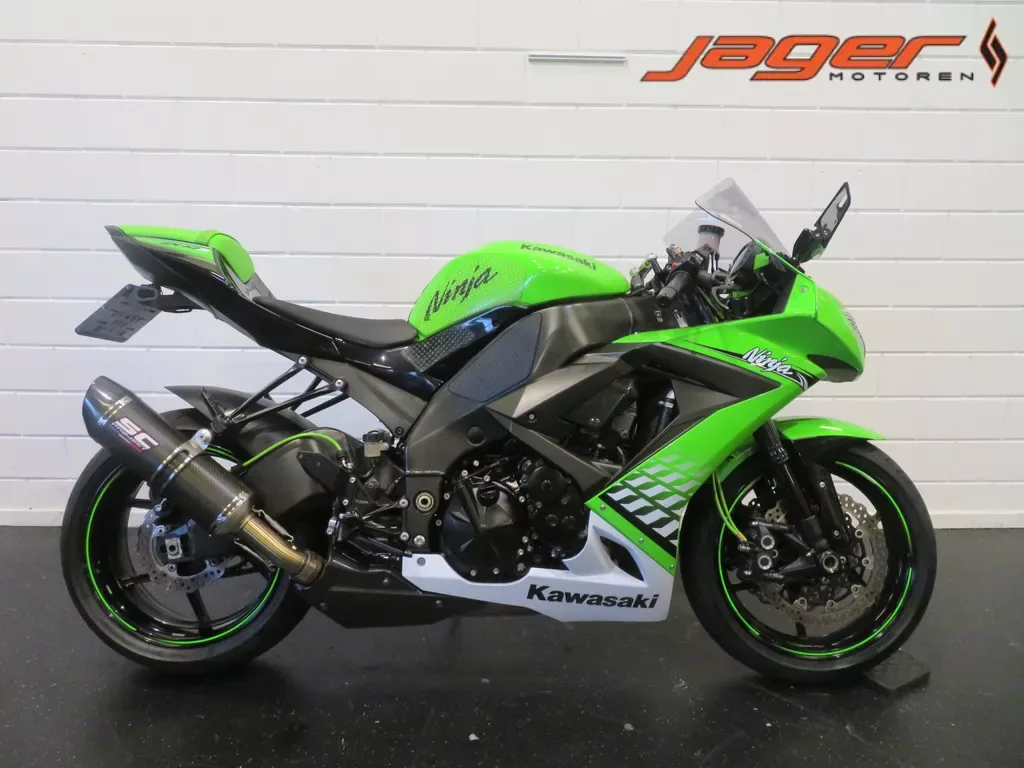 Kawasaki ZX 10 (2011) — foto 1
