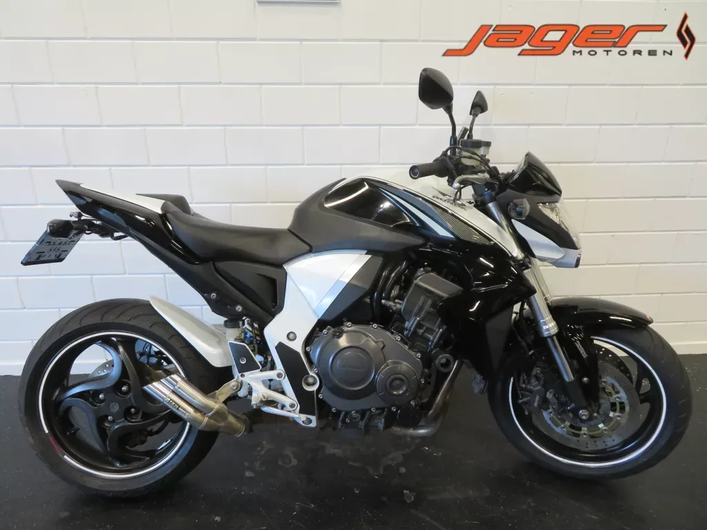 Honda CB1000R (2015) — foto 1