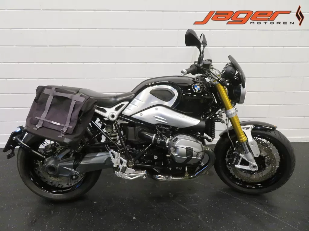BMW R Nine T (2015) — foto 1