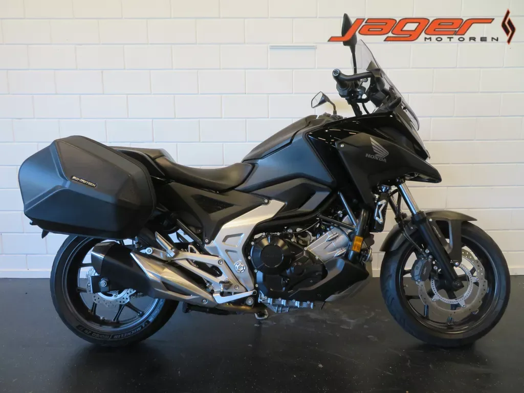 Honda NC 750 NC750XA NC X (2023) — foto 1