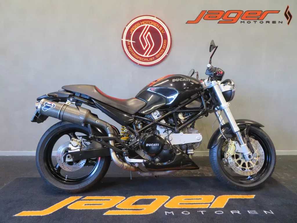 Ducati Monster 620I DARK (2002) — foto 1