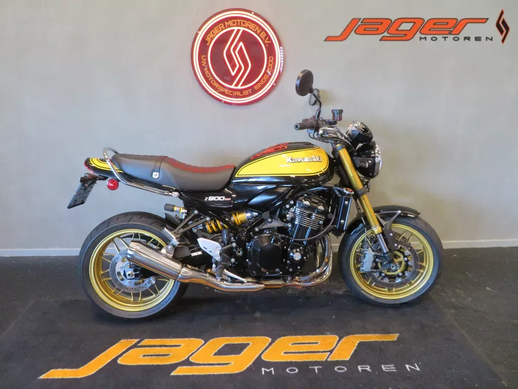 Kawasaki Z900RS (2024) — foto 1