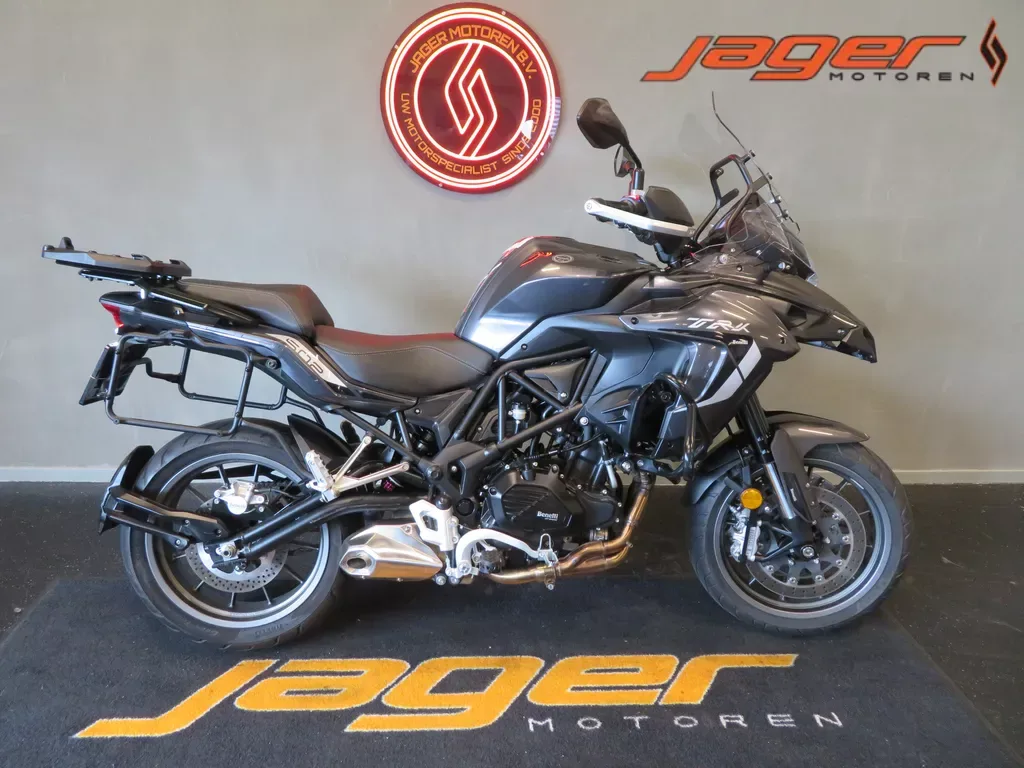 Benelli TRK 502 (2023) — foto 1