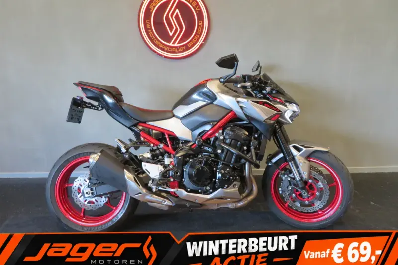 Kawasaki Z 900 (2023)
