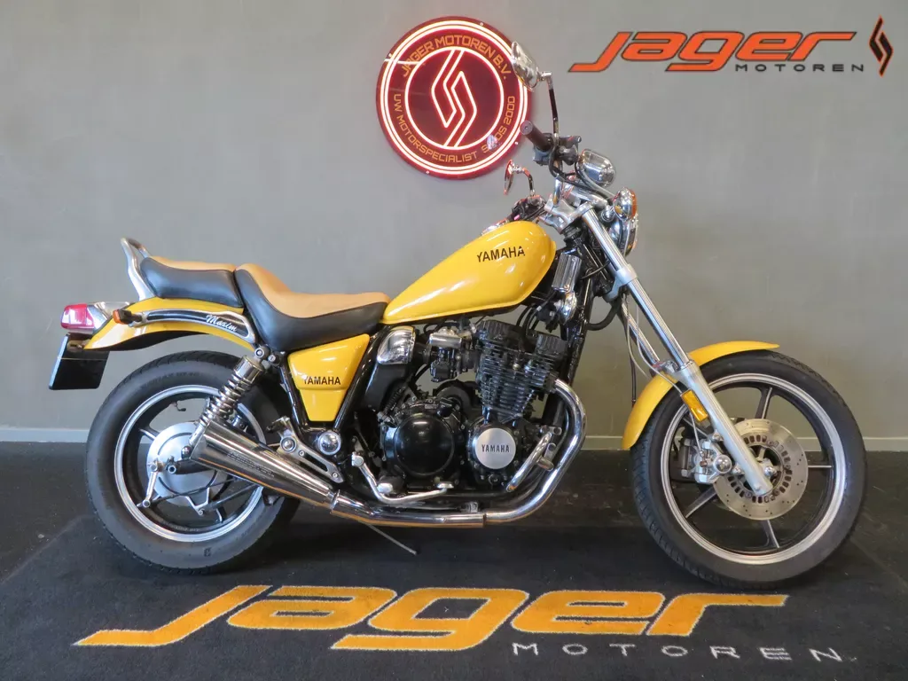 Yamaha XJ 700 (1989) — foto 1