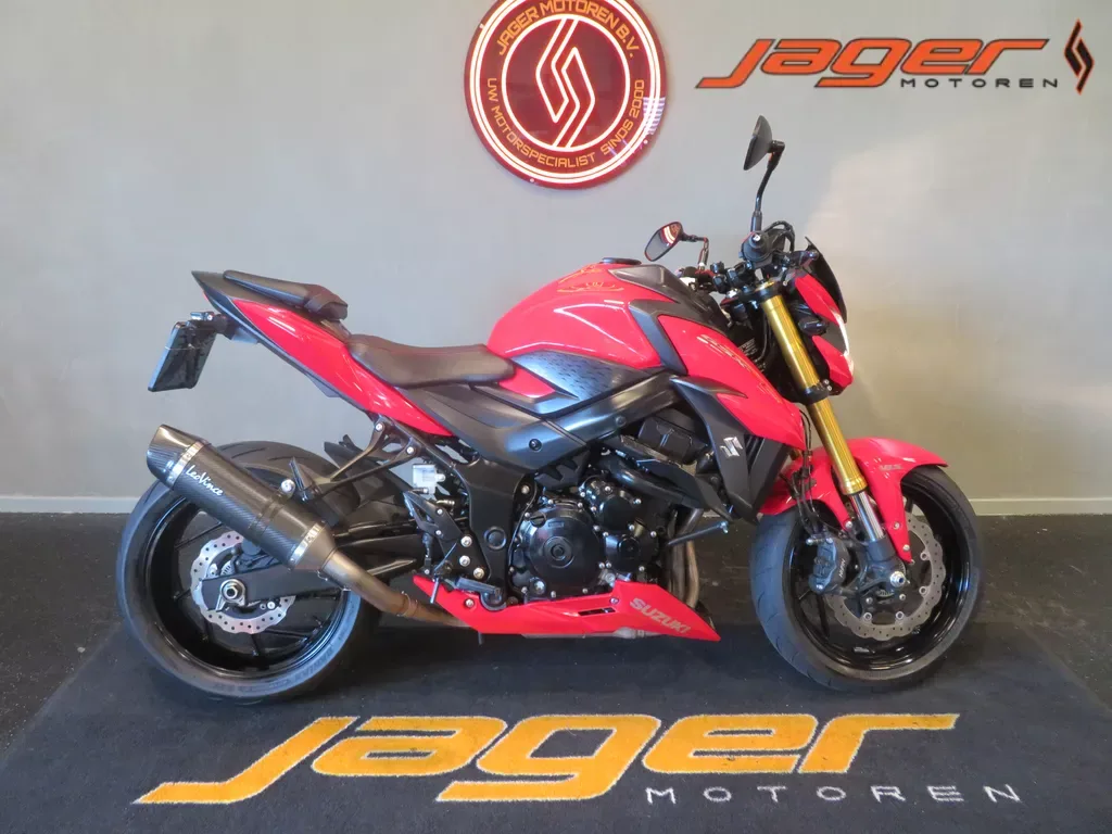 Suzuki GSX-S750 (2018) — foto 1