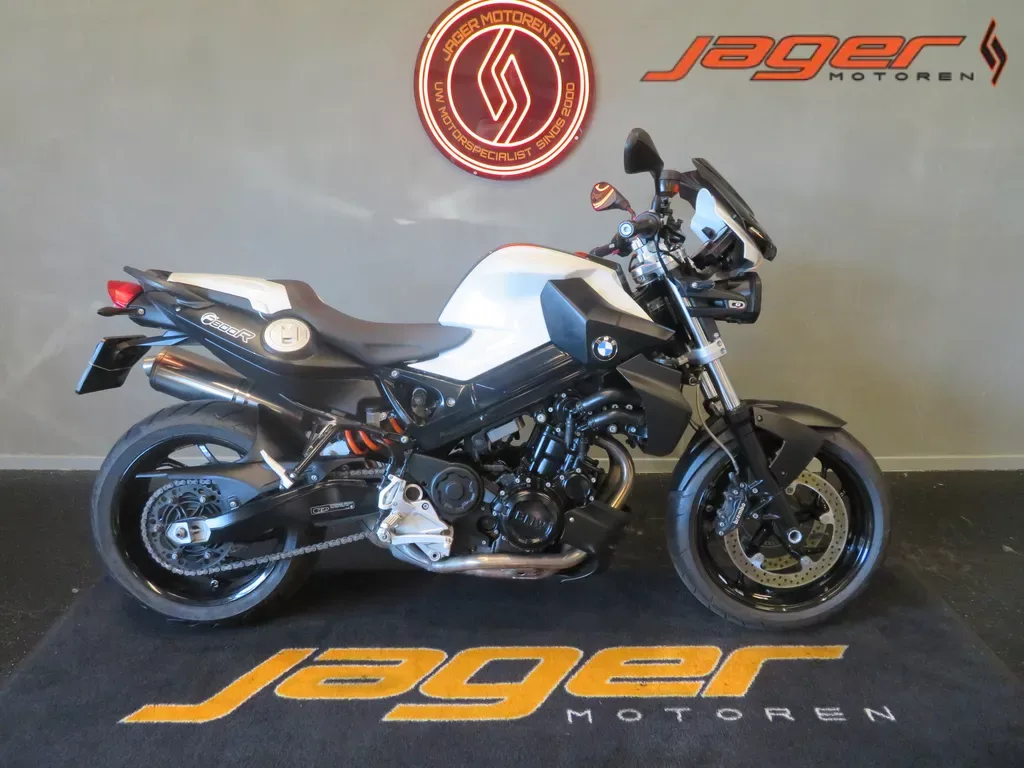 BMW F 800 R (2011) — foto 1