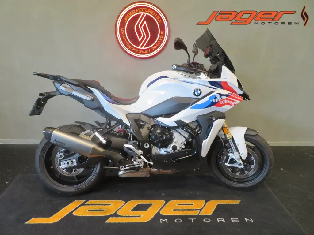 BMW S 1000 XR (2022) — foto 1