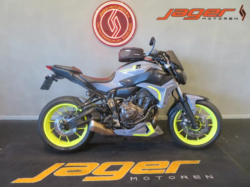 Yamaha MT-07 (2017) — foto 1