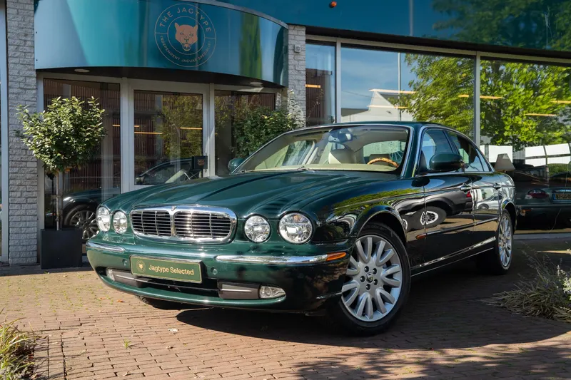 Jaguar XJ (2003)