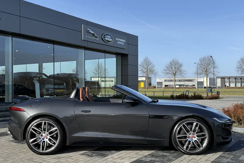 Jaguar F-Type (2021)