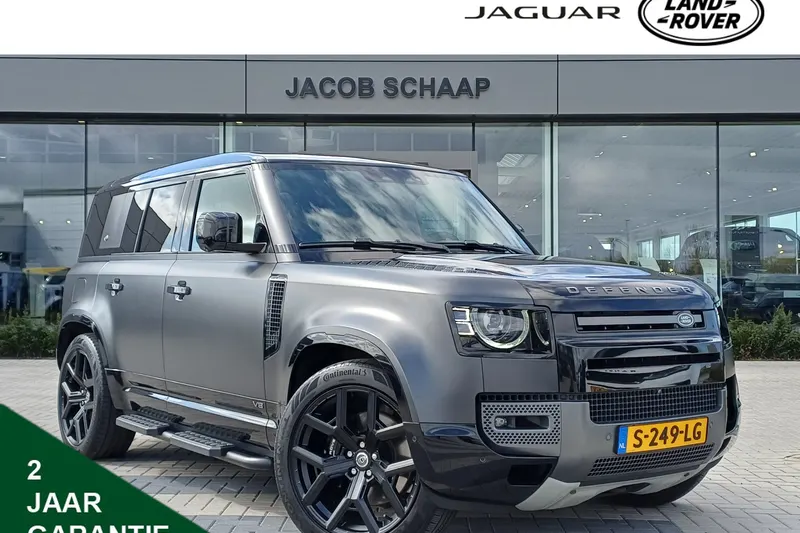 Land Rover Defender (2023)