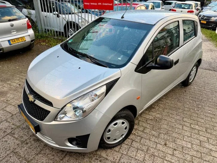 Chevrolet Spark (2010) — foto 1