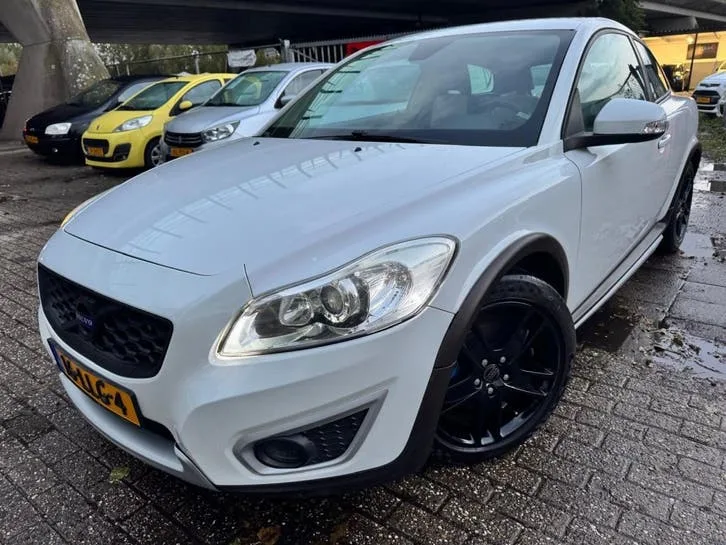 Volvo C30 (2010) — foto 1