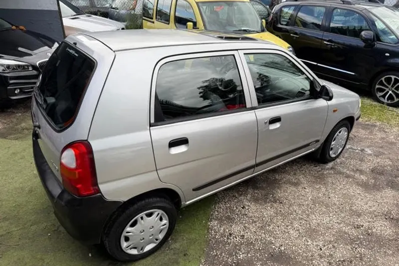 Suzuki Alto (2005)