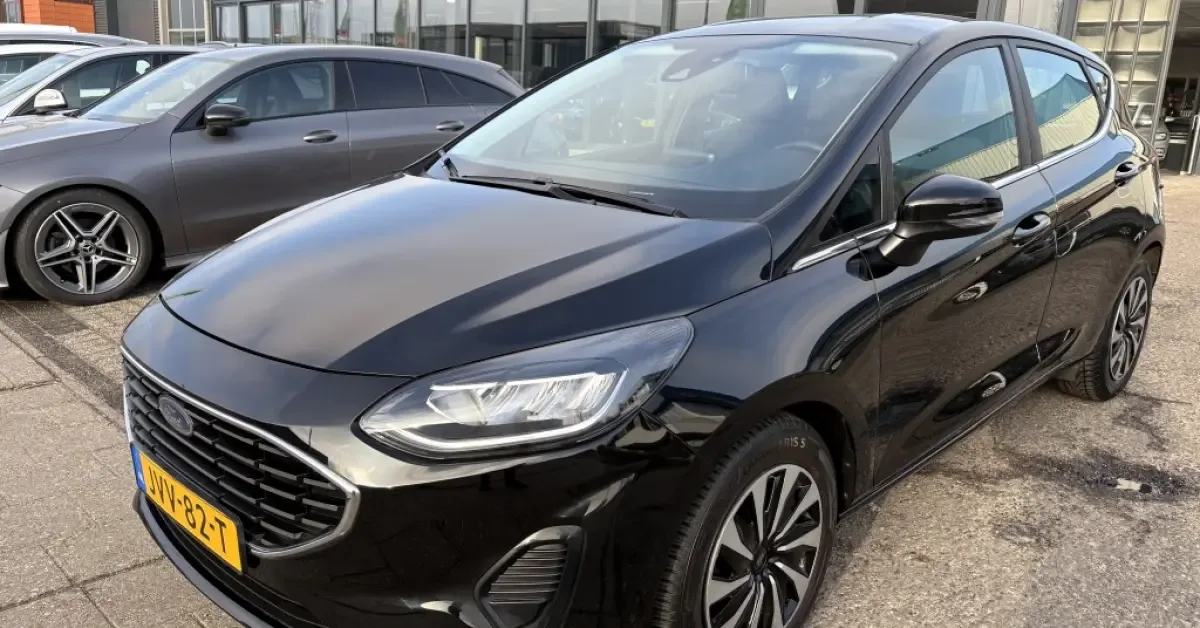 Ford Fiesta (2023) — foto 1