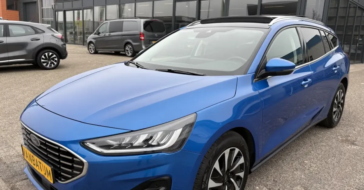 Ford Focus (2023) — foto 1