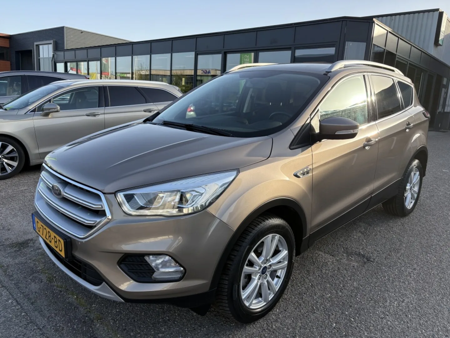 Ford Kuga (2019) — foto 1