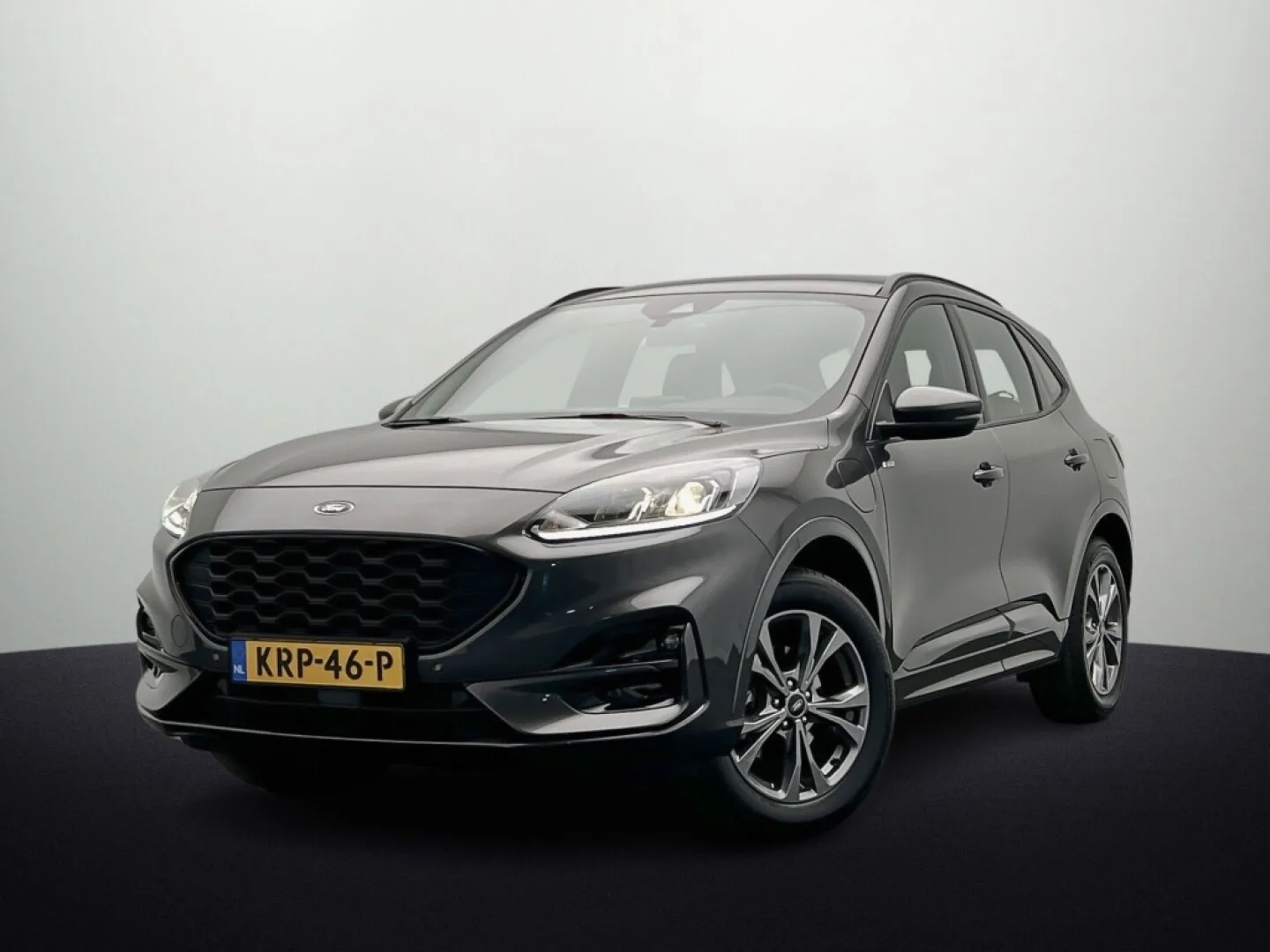 Ford Kuga (2023) — foto 1