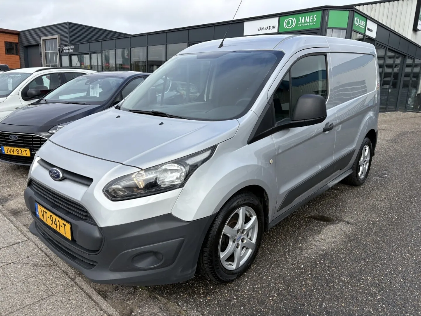 Ford Transit Connect (2016) — foto 1