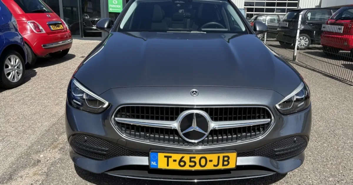 Mercedes-Benz C-Klasse (2022) — foto 1