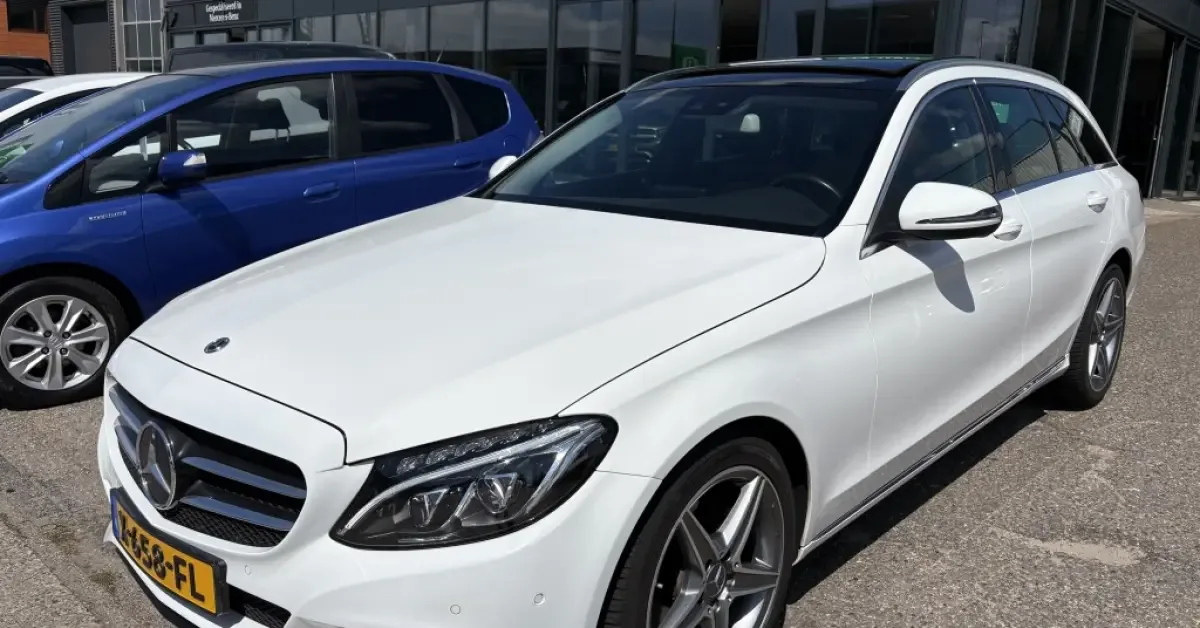 Mercedes-Benz C-Klasse (2018) — foto 1