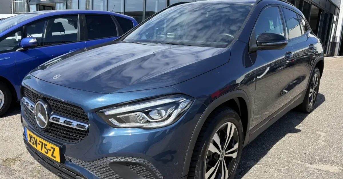 Mercedes-Benz GLA (2022) — foto 1