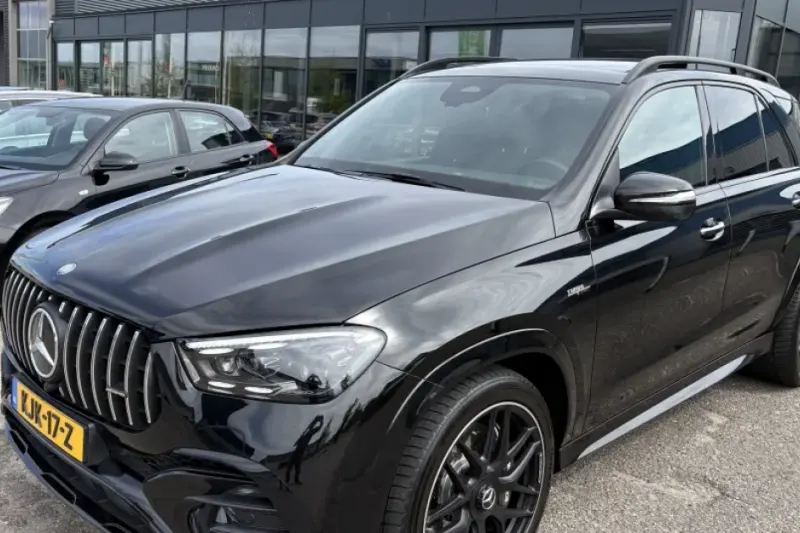 Mercedes-Benz GLE (2025)