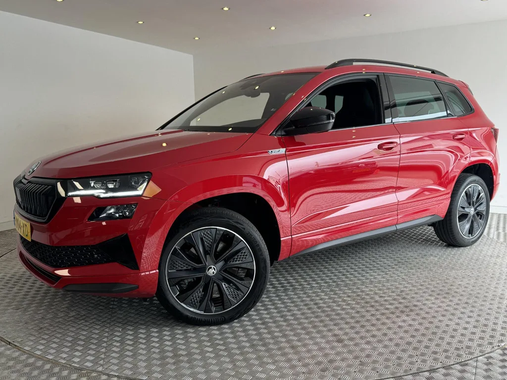 Škoda Karoq (2023) — foto 1