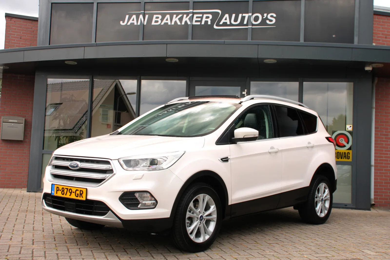 Ford Kuga (2019) — foto 1