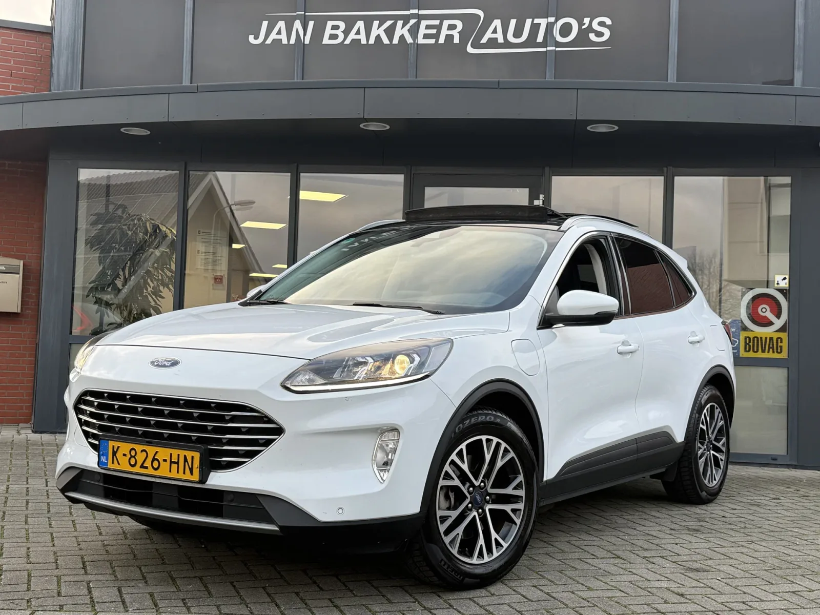 Ford Kuga (2021) — foto 1