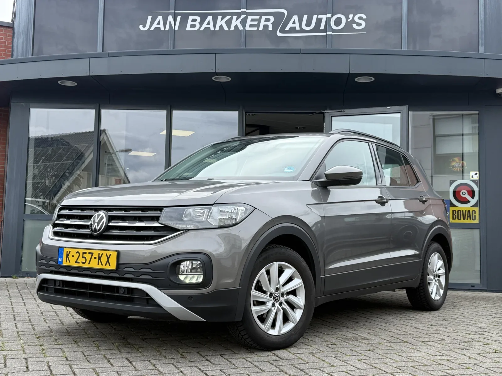 Volkswagen T-Cross (2021) — foto 1