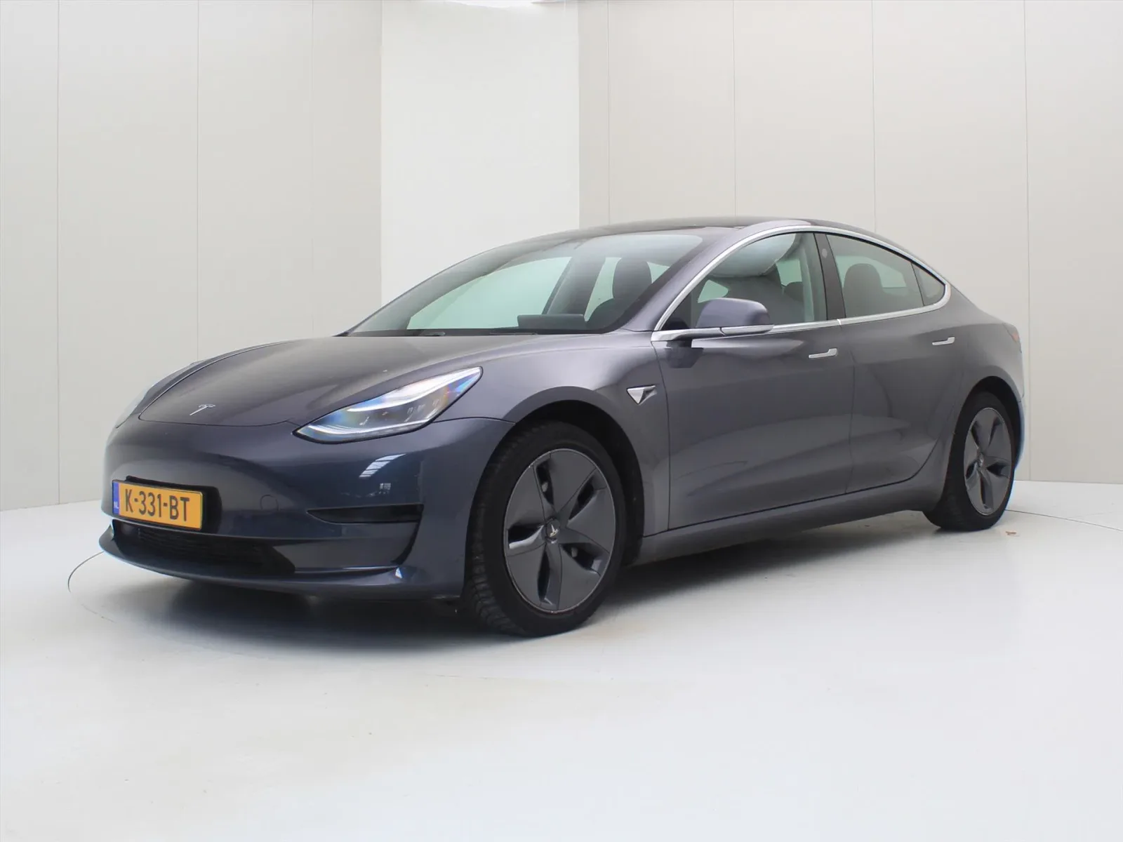 Tesla Model 3 (2020) — foto 1