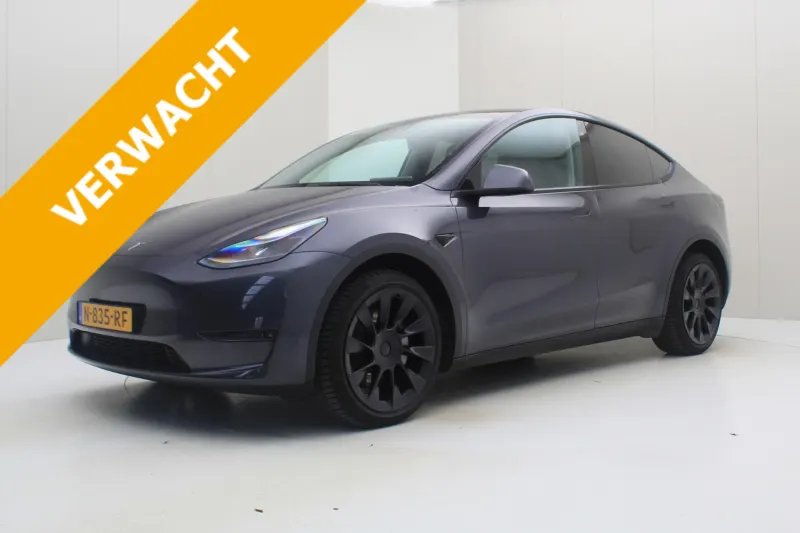 Tesla Model Y (2021)