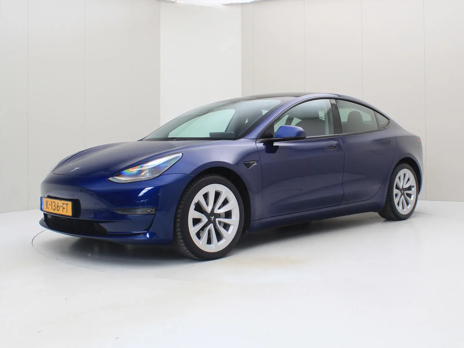 Tesla Model 3 (2020) — foto 1