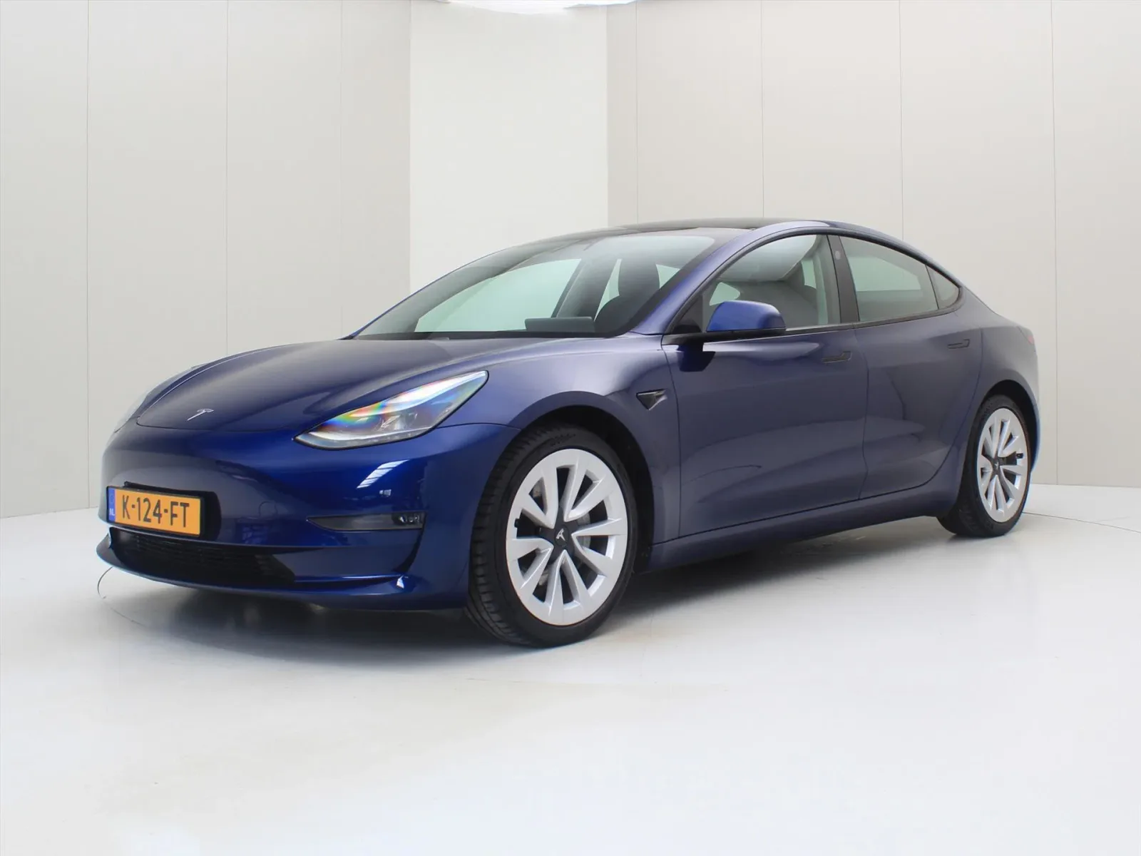 Tesla Model 3 (2020) — foto 1