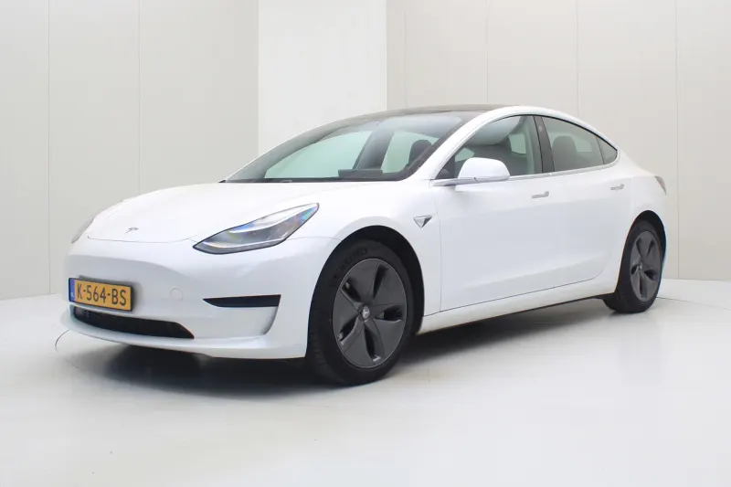 Tesla Model 3 (2020)