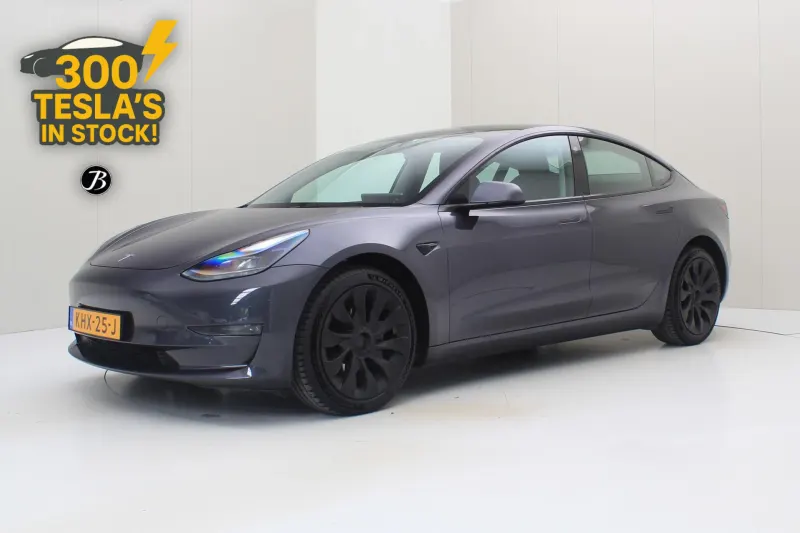 Tesla Model 3 (2022)