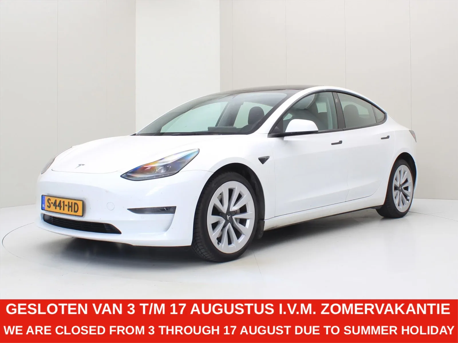 Tesla Model 3 (2022) — foto 1