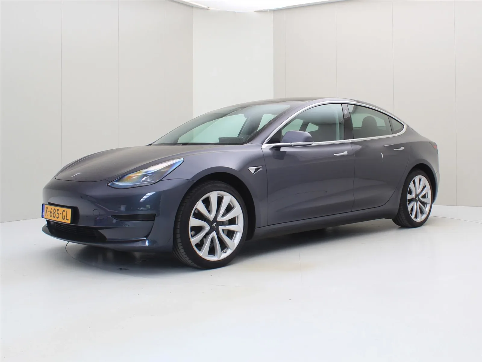 Tesla Model 3 (2020) — foto 1