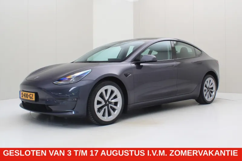 Tesla Model 3 (2022)