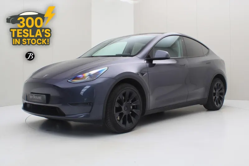 Tesla Model Y (2022)
