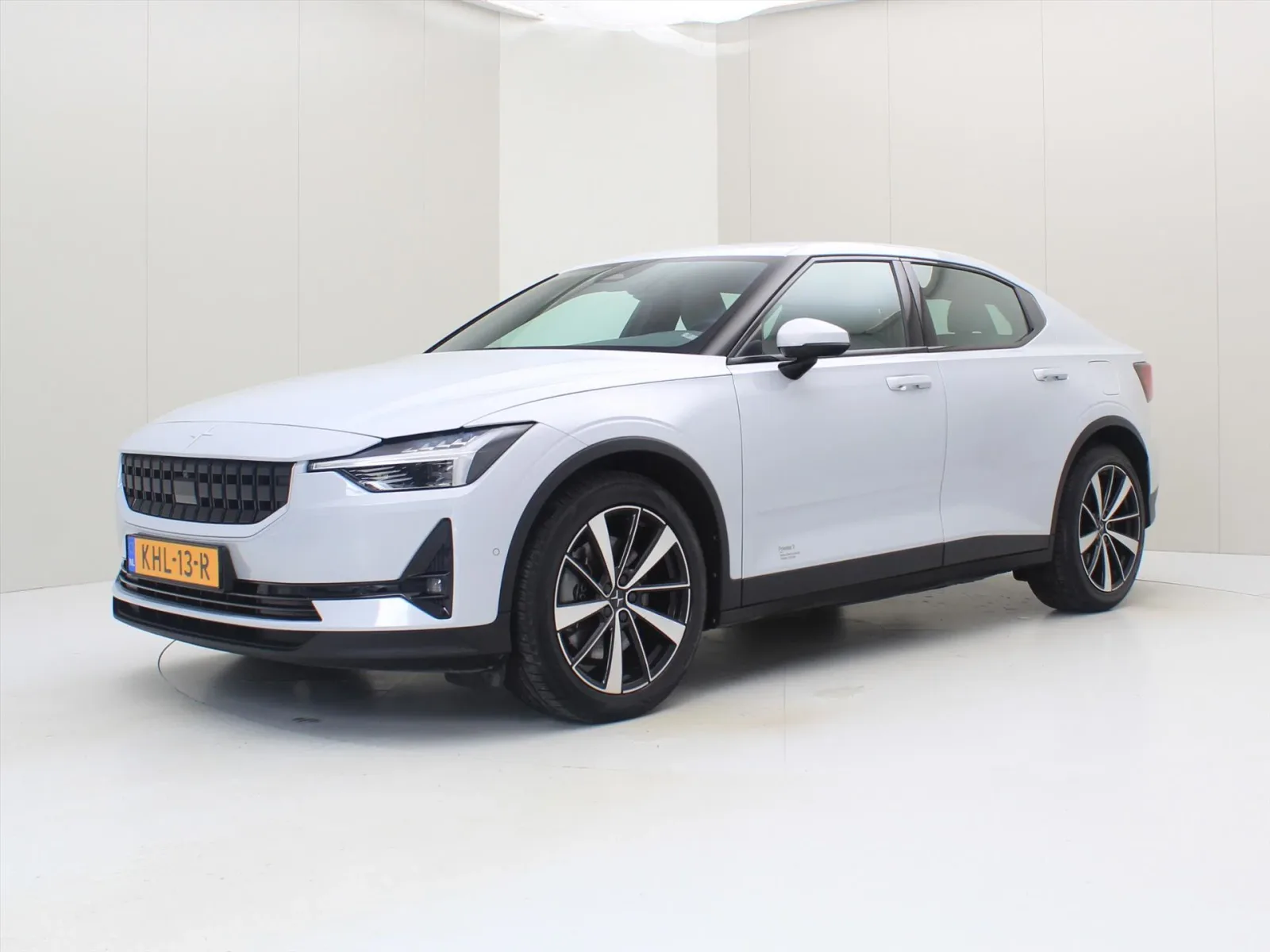Polestar 2 (2022) — foto 1