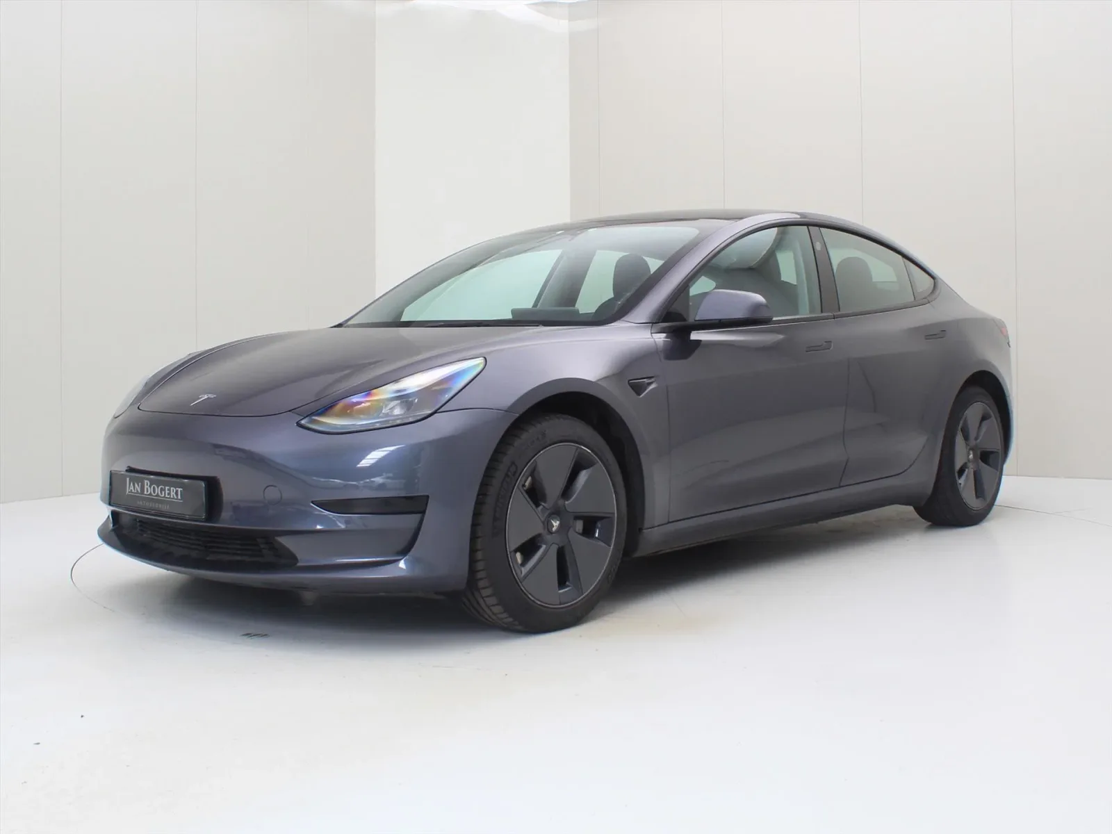 Tesla Model 3 (2022) — foto 1