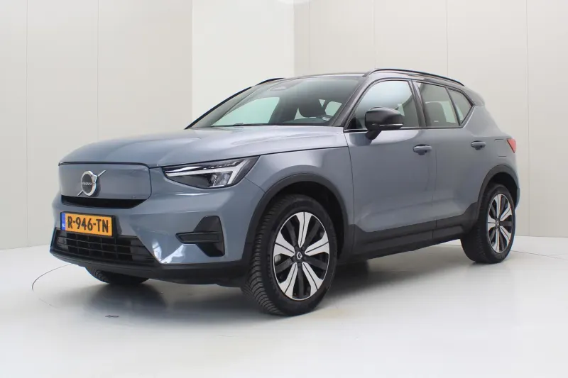 Volvo XC40 (2022)